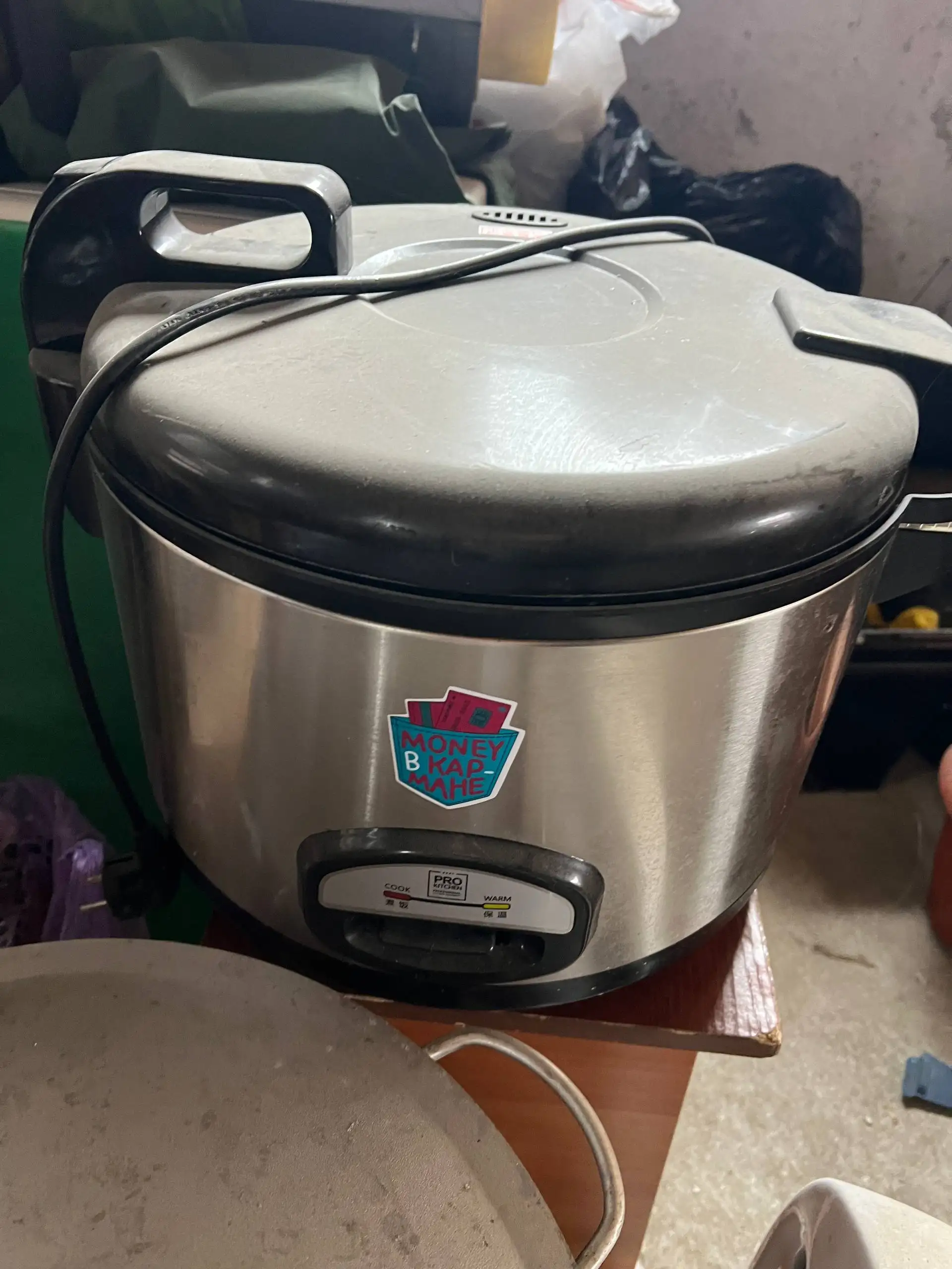 Рисоварка б/у 4 месяца - Кухонная техника (Для дома и дачи) в Челябинск