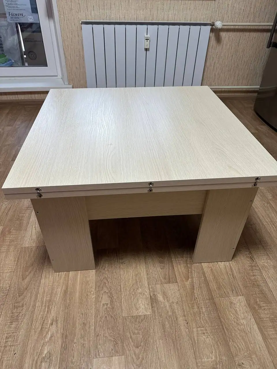 Стильный журнальный столик для современного интерьера - Мебель (Для дома и дачи) в Челябинск