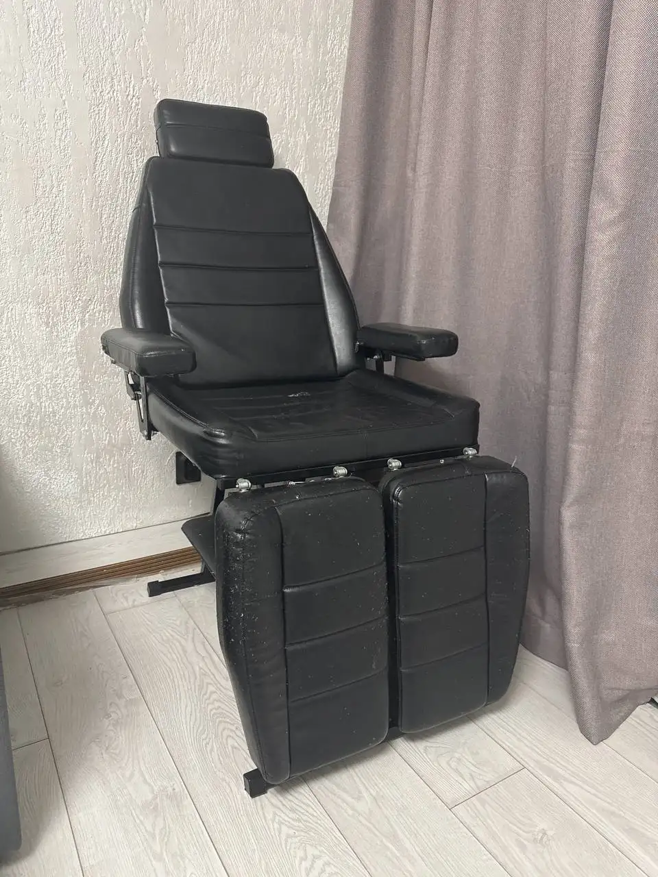 Продам педикюрное кресло - Кресла (Барахолка) в Челябинск