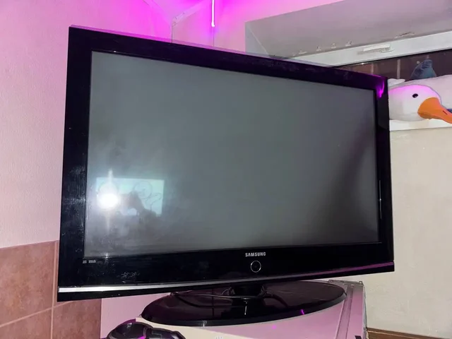 Продаю телевизор Самсунг - Аксессуары в Челябинск