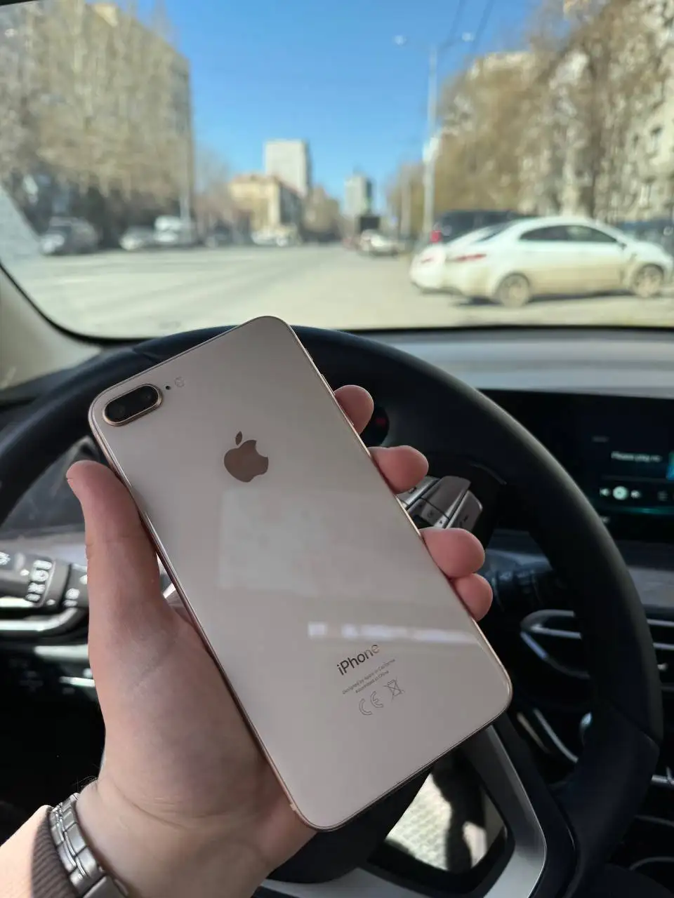 iPhone 8 plus 64Gb - Смартфоны (Электроника) в Челябинск
