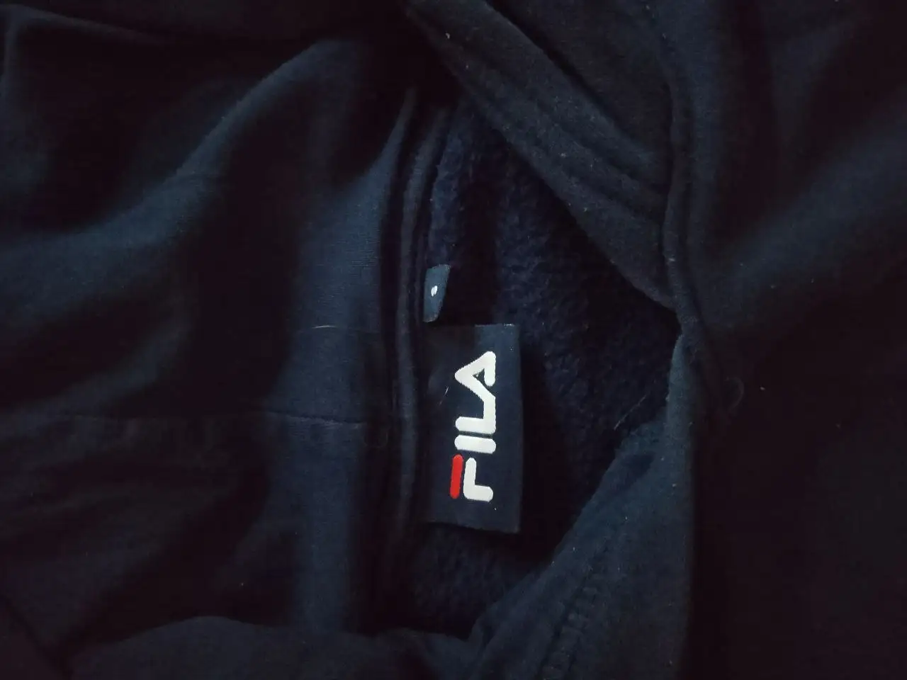 Продам толстовку FILA женская - Женская одежда (Одежда) в Челябинск