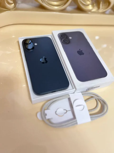 Продам Iphone 16 128GB черный - Электросамокаты в Челябинск