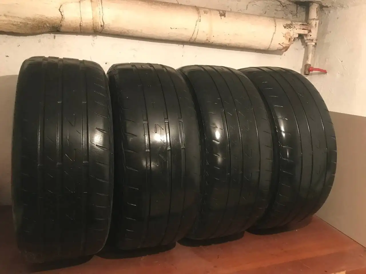 Летняя резина Bridgestone 225/45 R17 - Шины (Авто) в Челябинск