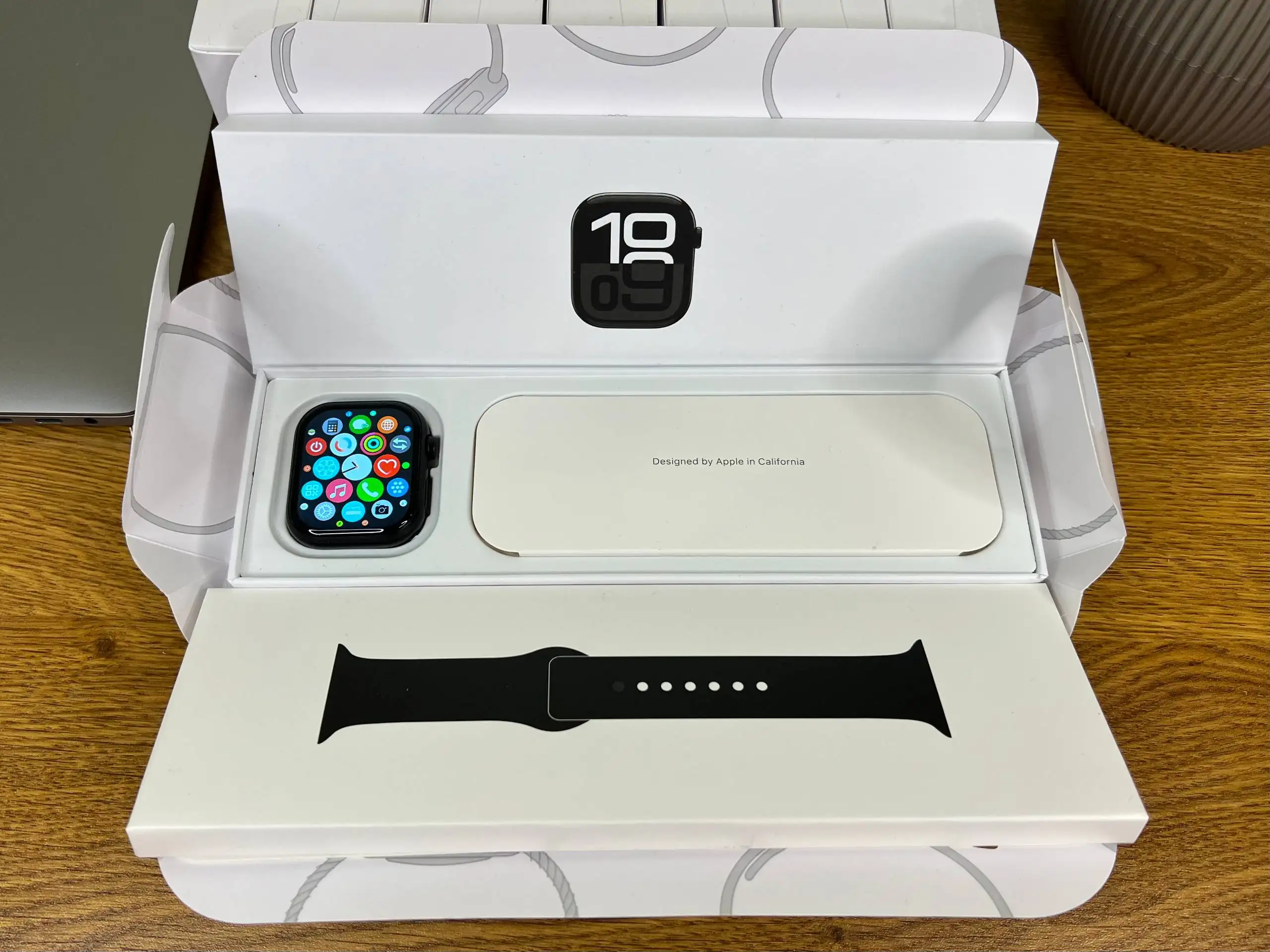 Apple Watch 10 46mm новые - Электроника в Челябинск