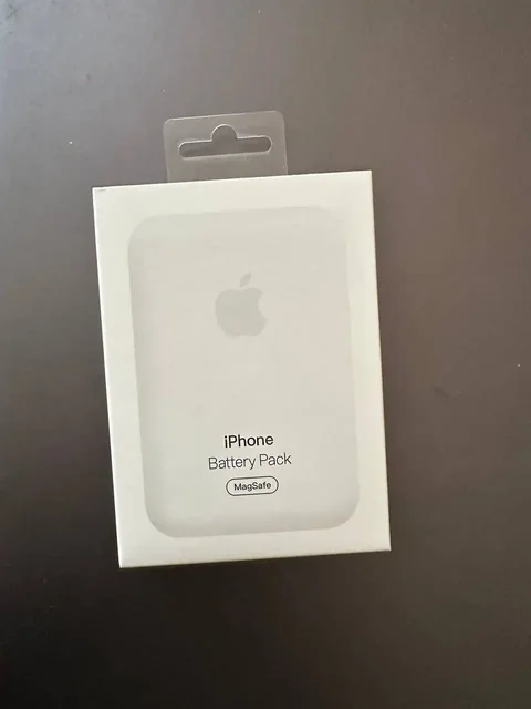 MagSafe Battery Pack 5000 mAh - Часы в Челябинск