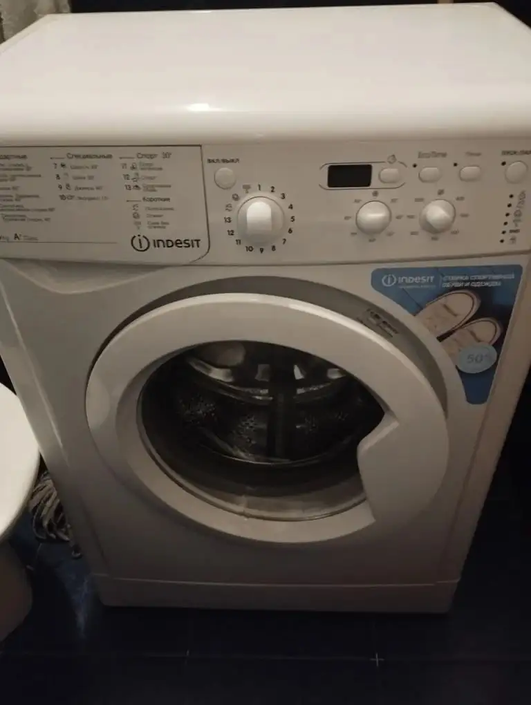 Стиральная машина INDESIT 5 кг - Бытовая техника (Для дома и дачи) в Челябинск