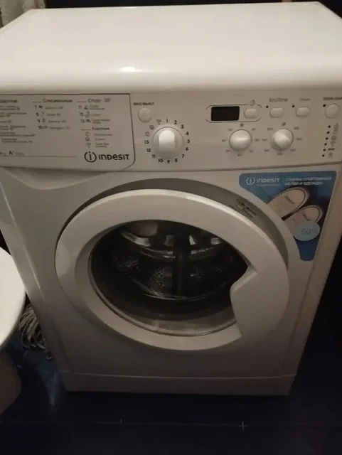 Стиральная машина INDESIT 5 кг - Для дома и дачи в Челябинск