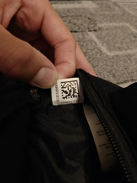 Продам сумку Eastpak - Обувь в Челябинск