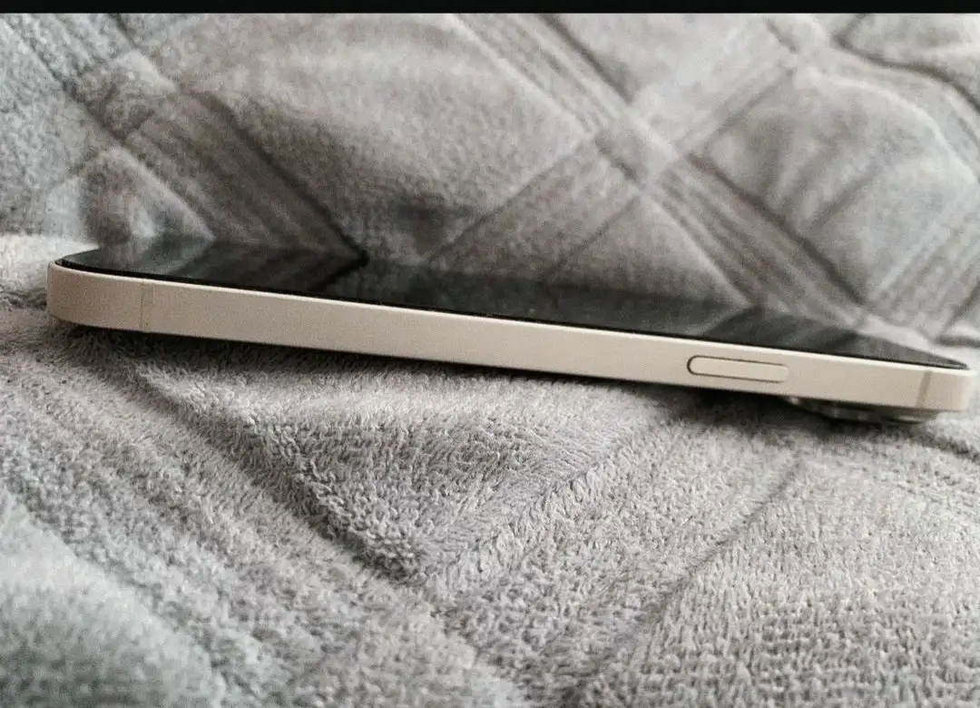 Продам iPhone 14 Plus 128 ГБ - Мобильные телефоны и аксессуары (Электроника) в Челябинск