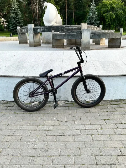 Велосипед BMX REVULT OUTLEAP - Игры в Челябинск