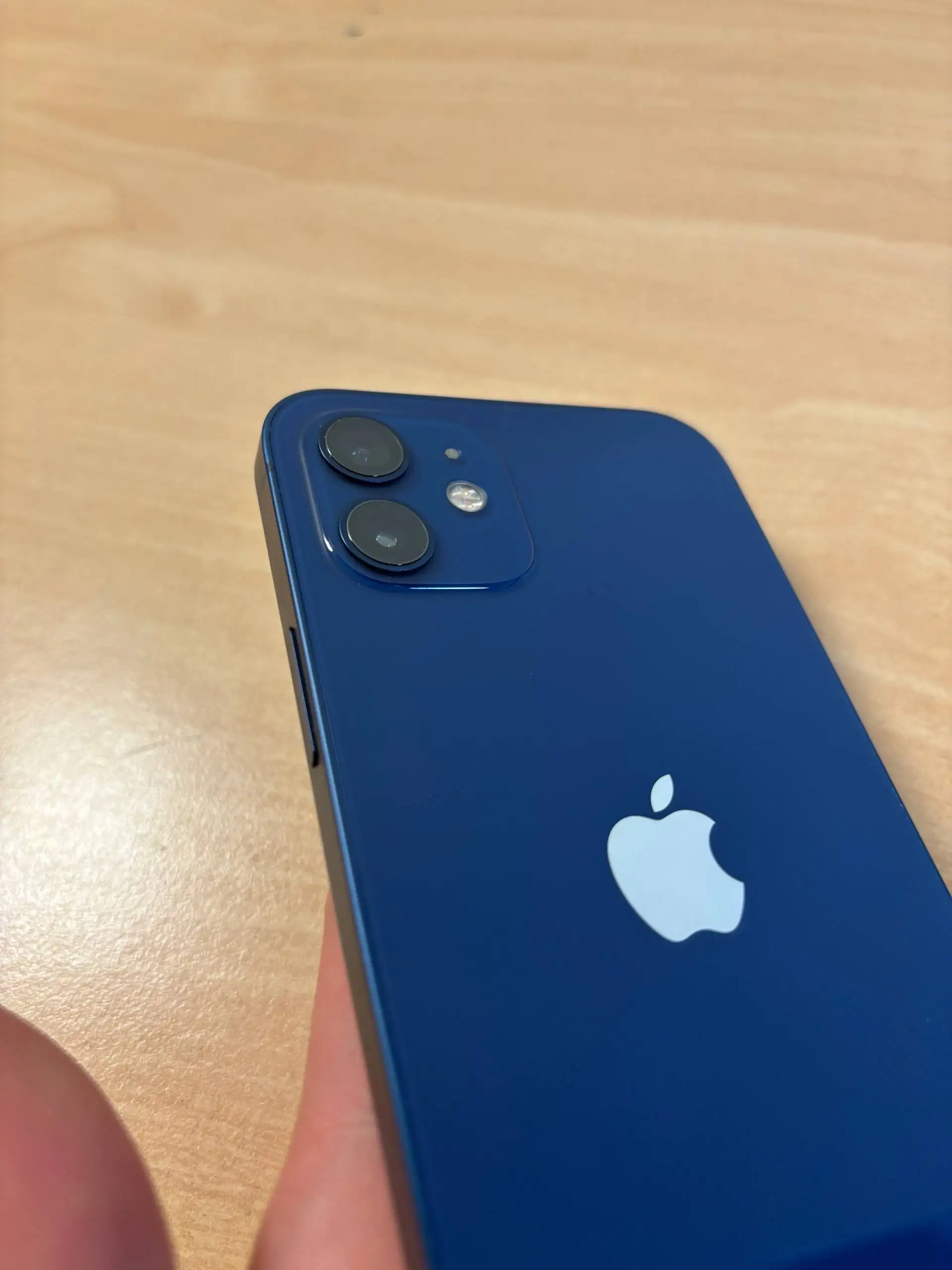 Продам iPhone 12 синий - Мобильные телефоны (Электроника) в Челябинск