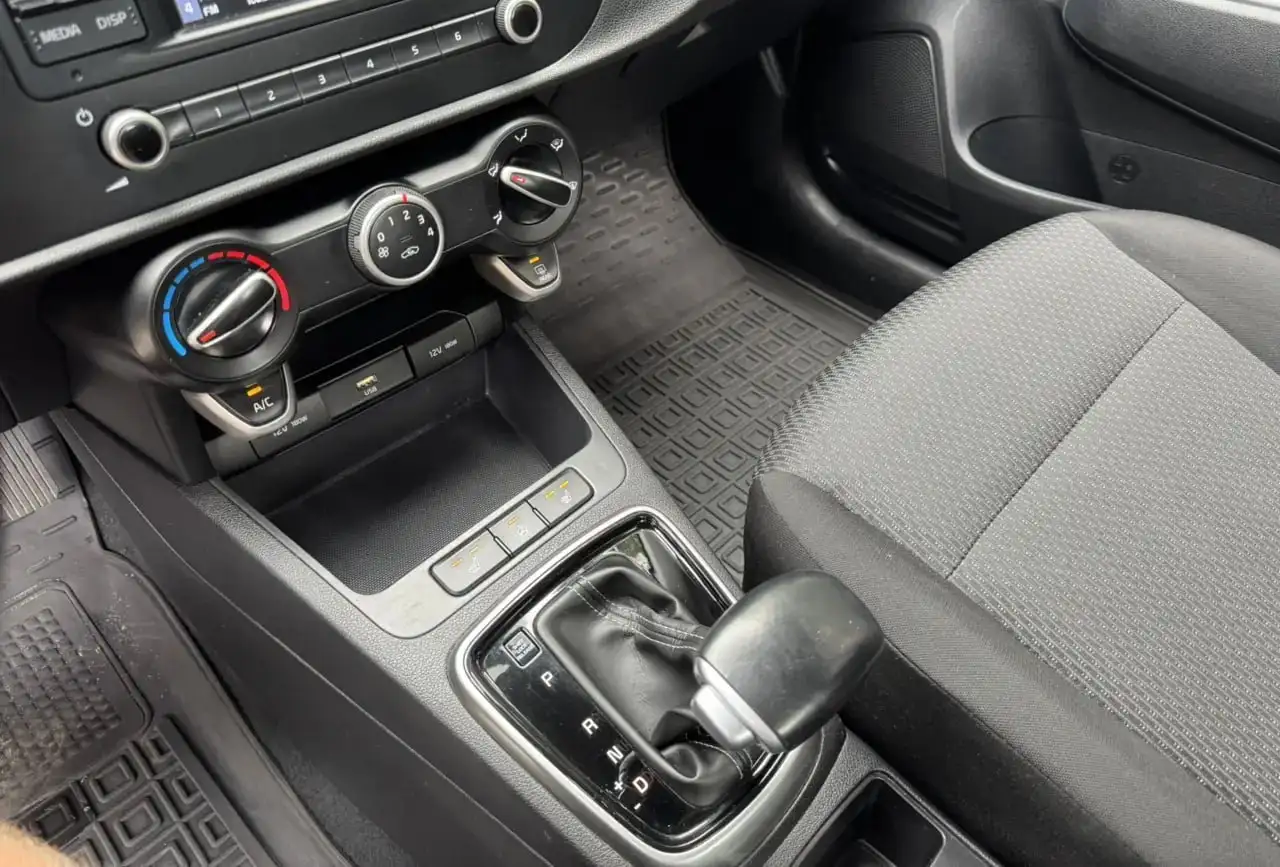 Kia Rio 1.4 автомат - Легковые автомобили (Авто) в Челябинск