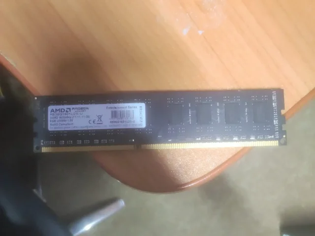 Продам ОЗУ AMD DDR3 8GB 1600Hz - Электроника в Челябинск