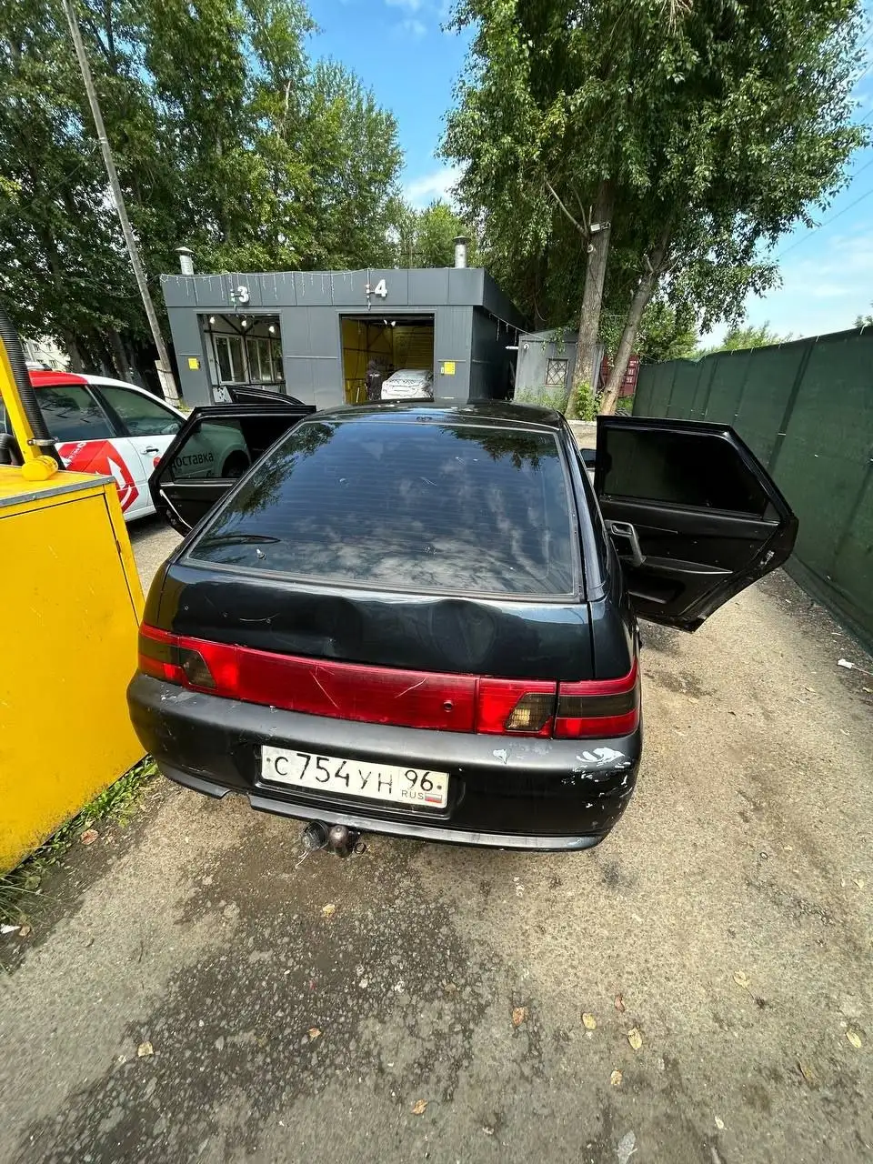 Продажа/обмен автомобиля на запчасти - Запчасти (Авто) в Челябинск