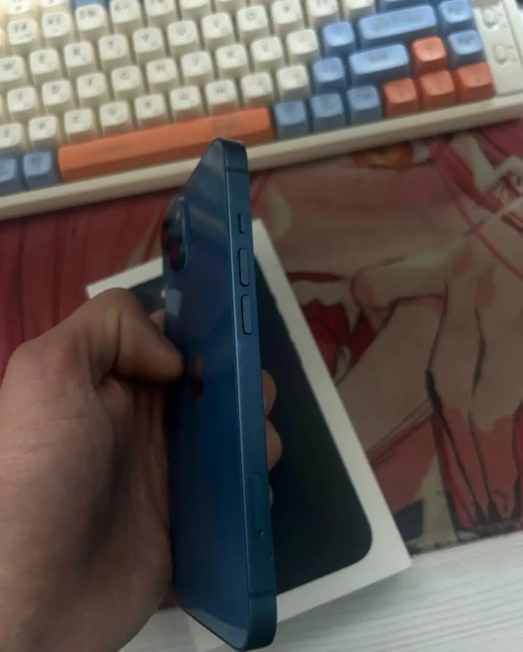 iPhone 13 128GB с дефектом экрана - Сотовые телефоны и аксессуары (Электроника) в Копейск