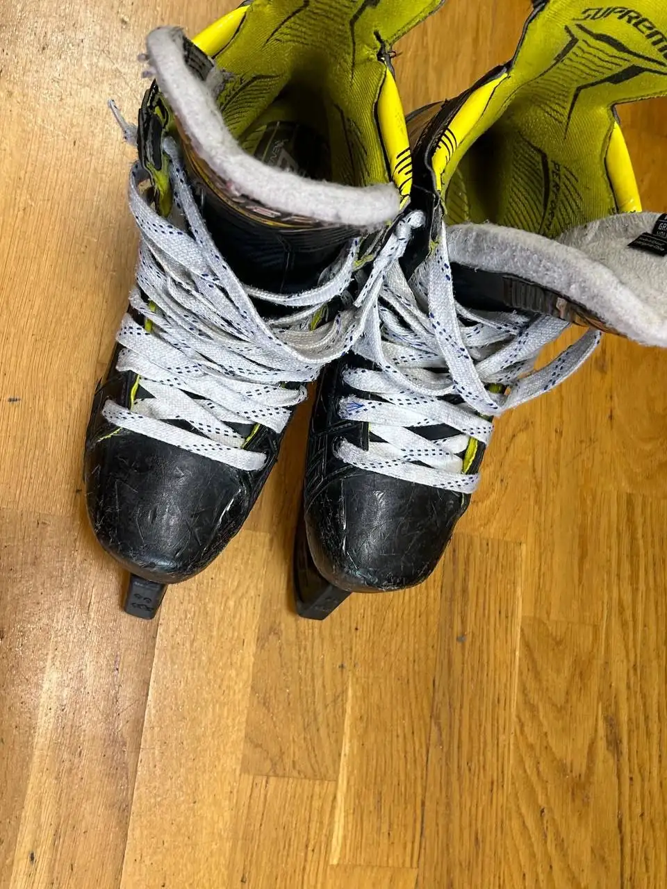 Продам коньки Bauer Supreme M4, размер 7.5 FIT 3 - Спортивные товары (Хобби и отдых) в Челябинск