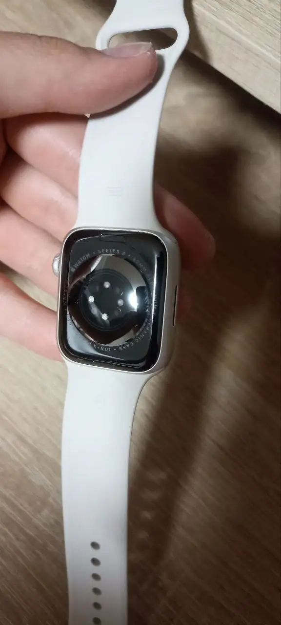 Apple Watch Series 8 45mm - Умные часы (Электроника) в Челябинск