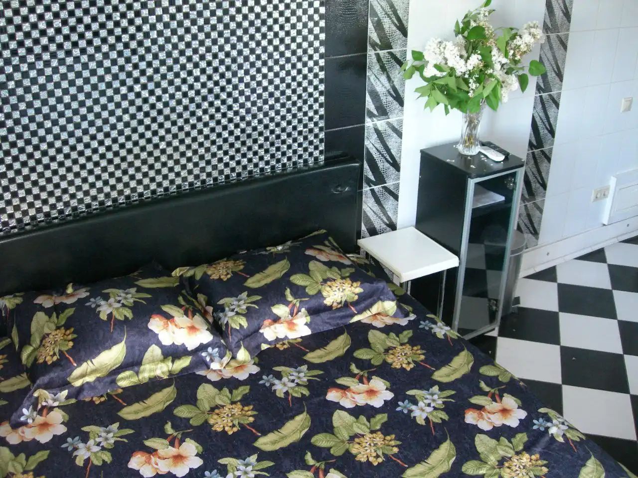 Комнаты на ночь в Москве у метро Коломенская - Аренда жилья на короткий срок (Услуги) в Москва