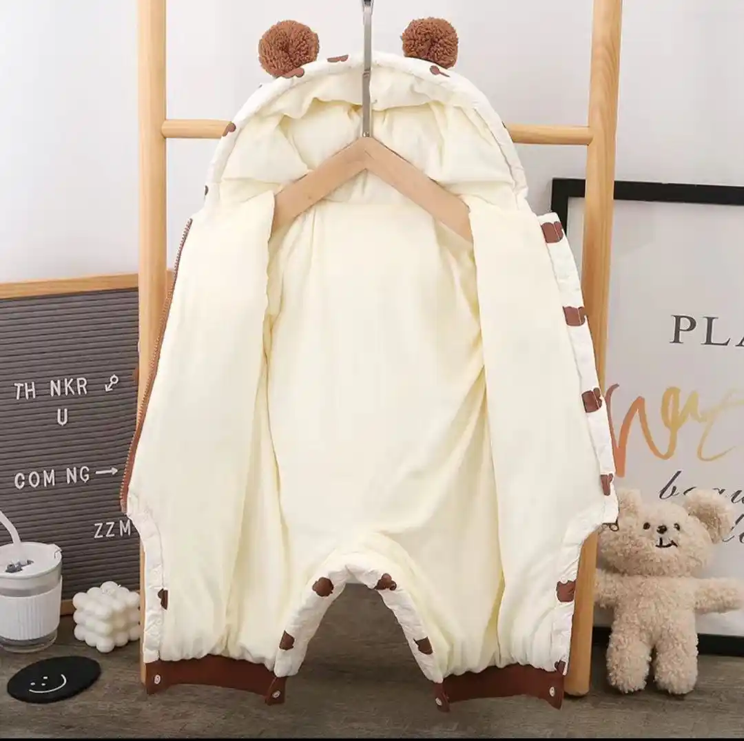 Продам комбинезон демисезонный для малыша