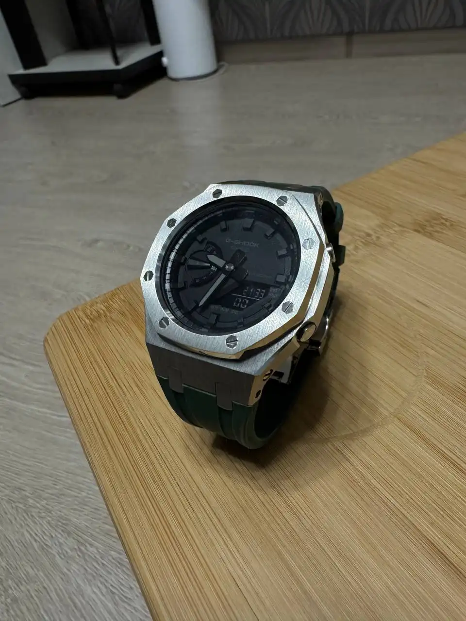 Продам Casio G-Shock GA2100