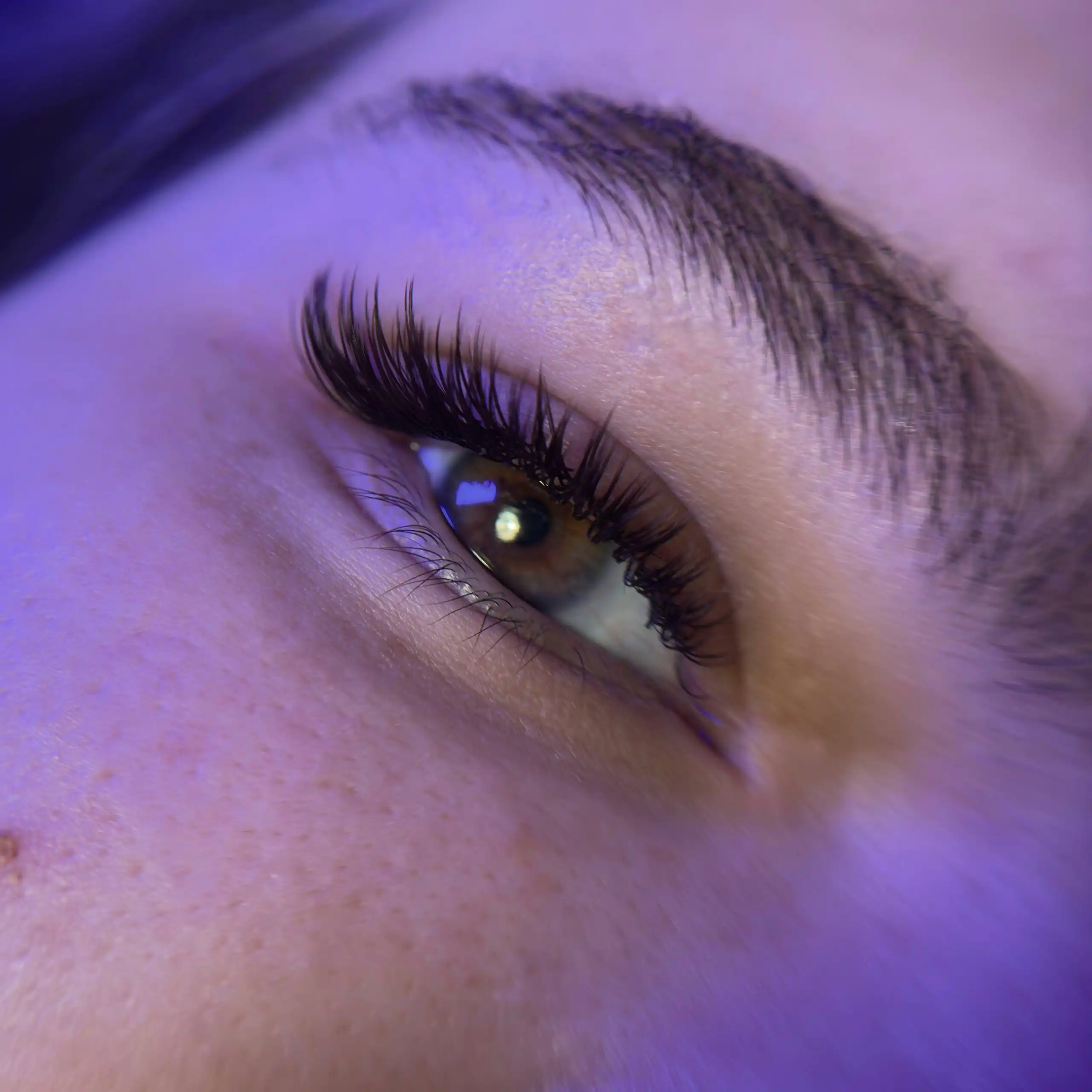 Роскошное наращивание ресниц в Симферополе