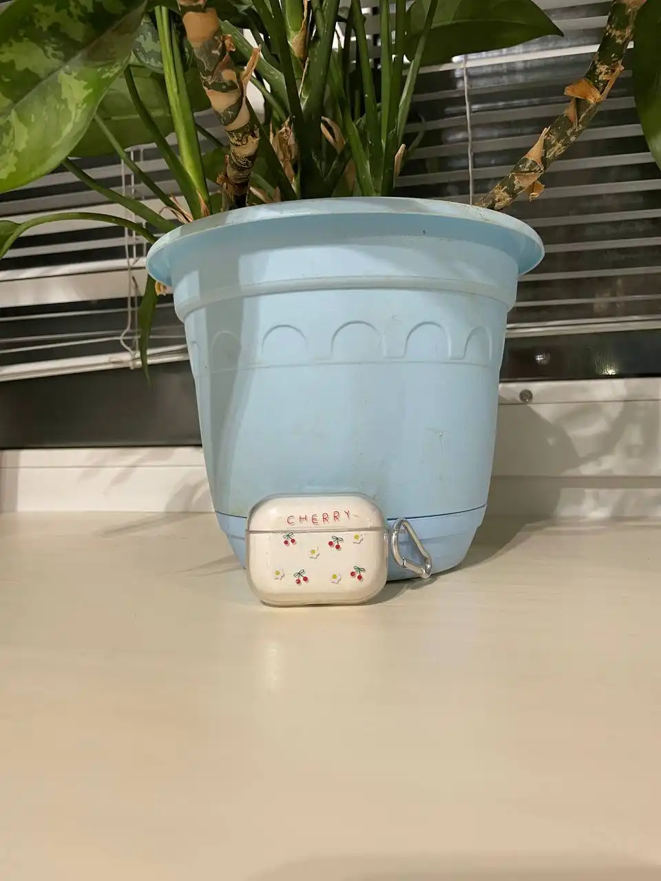 Обмен на под, все работает, немного коцаные, чехол в подарок