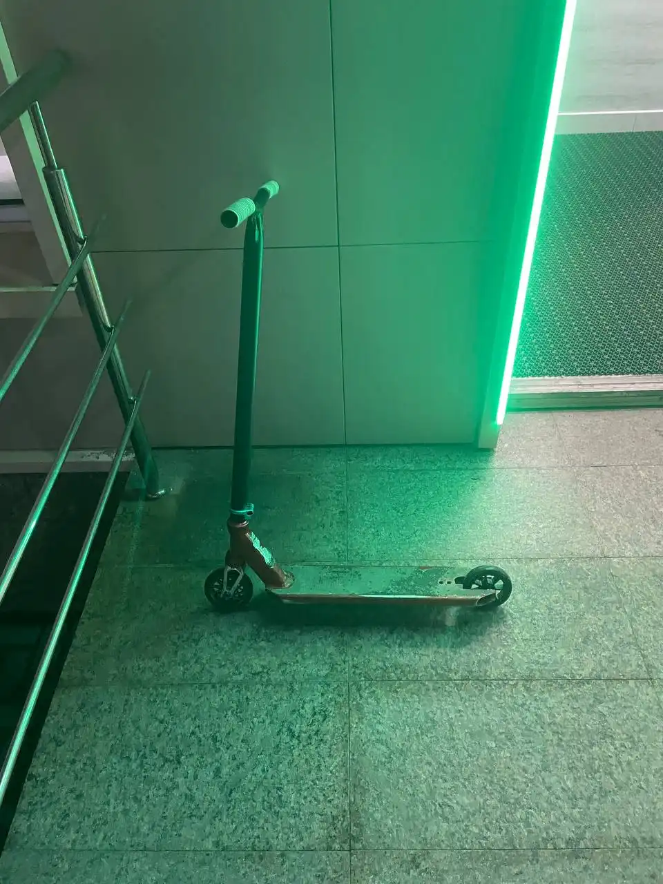 Продам запчасти для самокатов и велосипедов