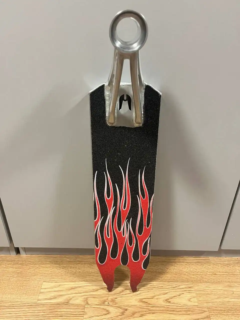 Продажа самоката с аксессуарами в Тюмени