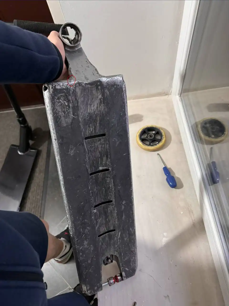 Европа V2 фастом 8000 с колесами дрон 24/120