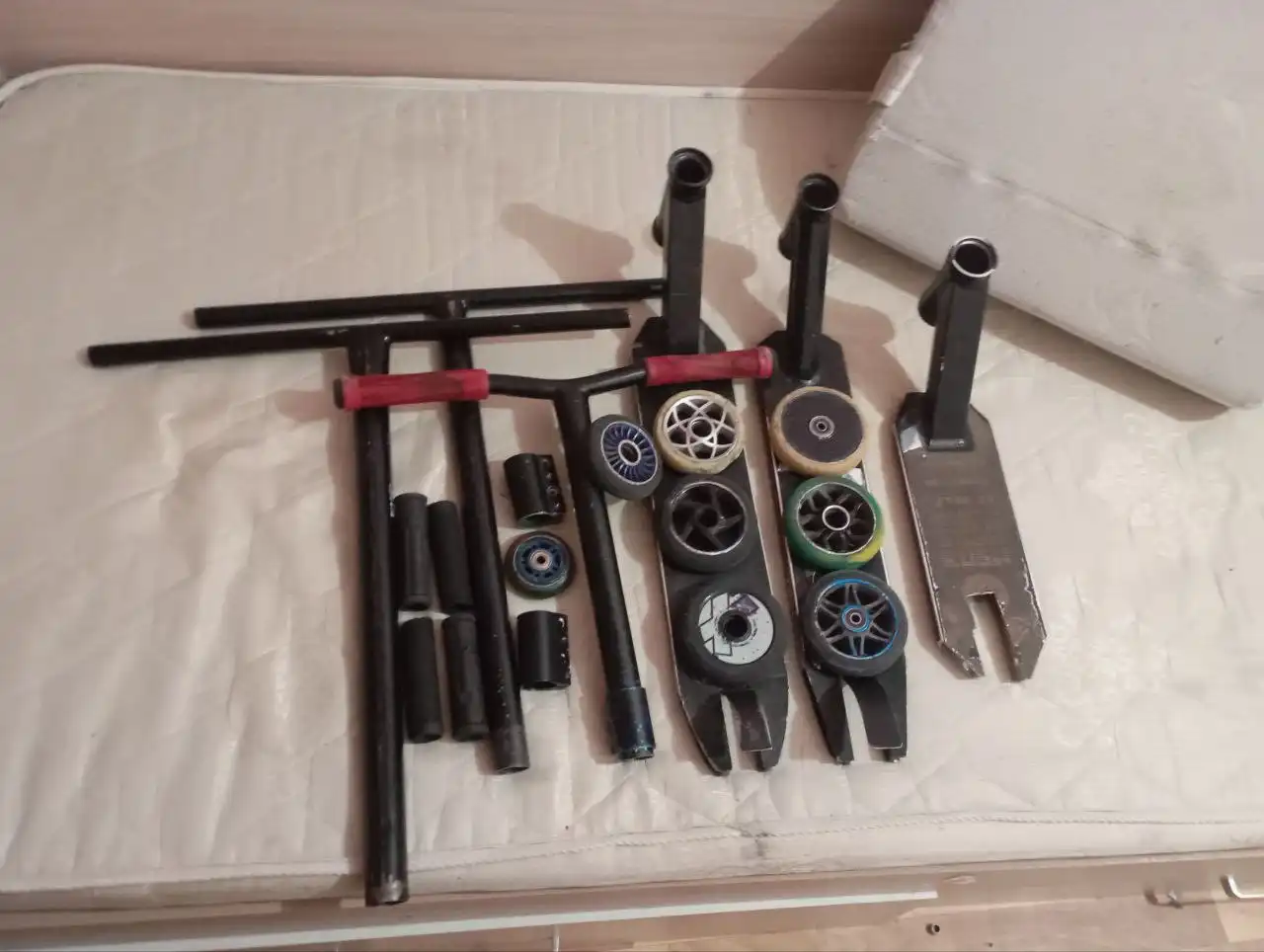 Продам самокаты и велосипеды с запчастями - Барахолка в Тюмень