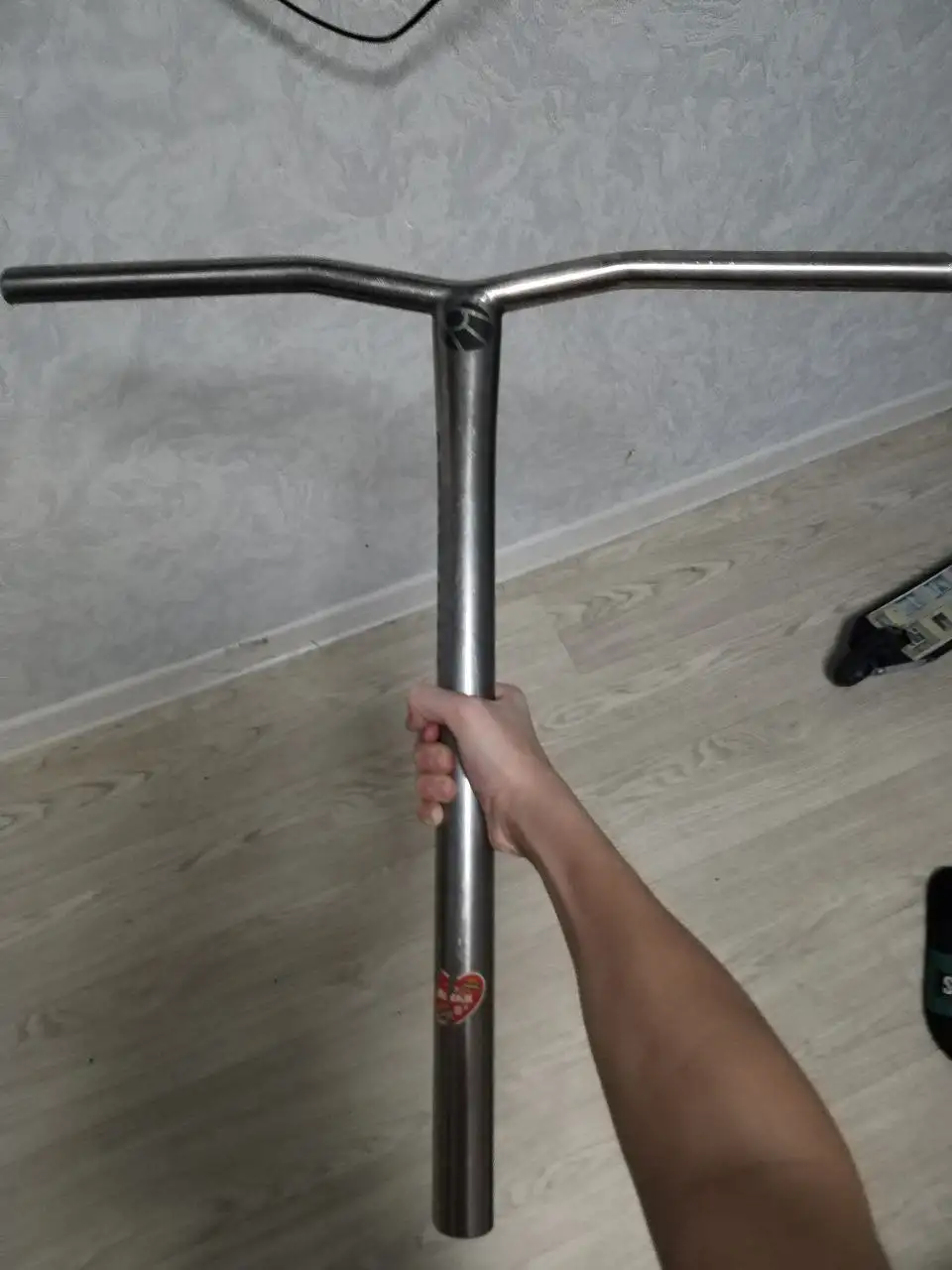 Руль спутник атлас треска в ручке - Велосипедные запчасти (Запчасти) в Тюмень