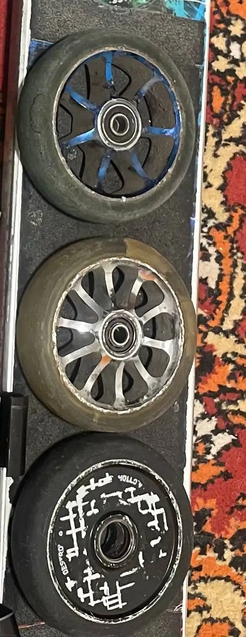 Продажа самокатов, велосипедов и запчастей - Спорттовары (Барахолка) в Тюмень