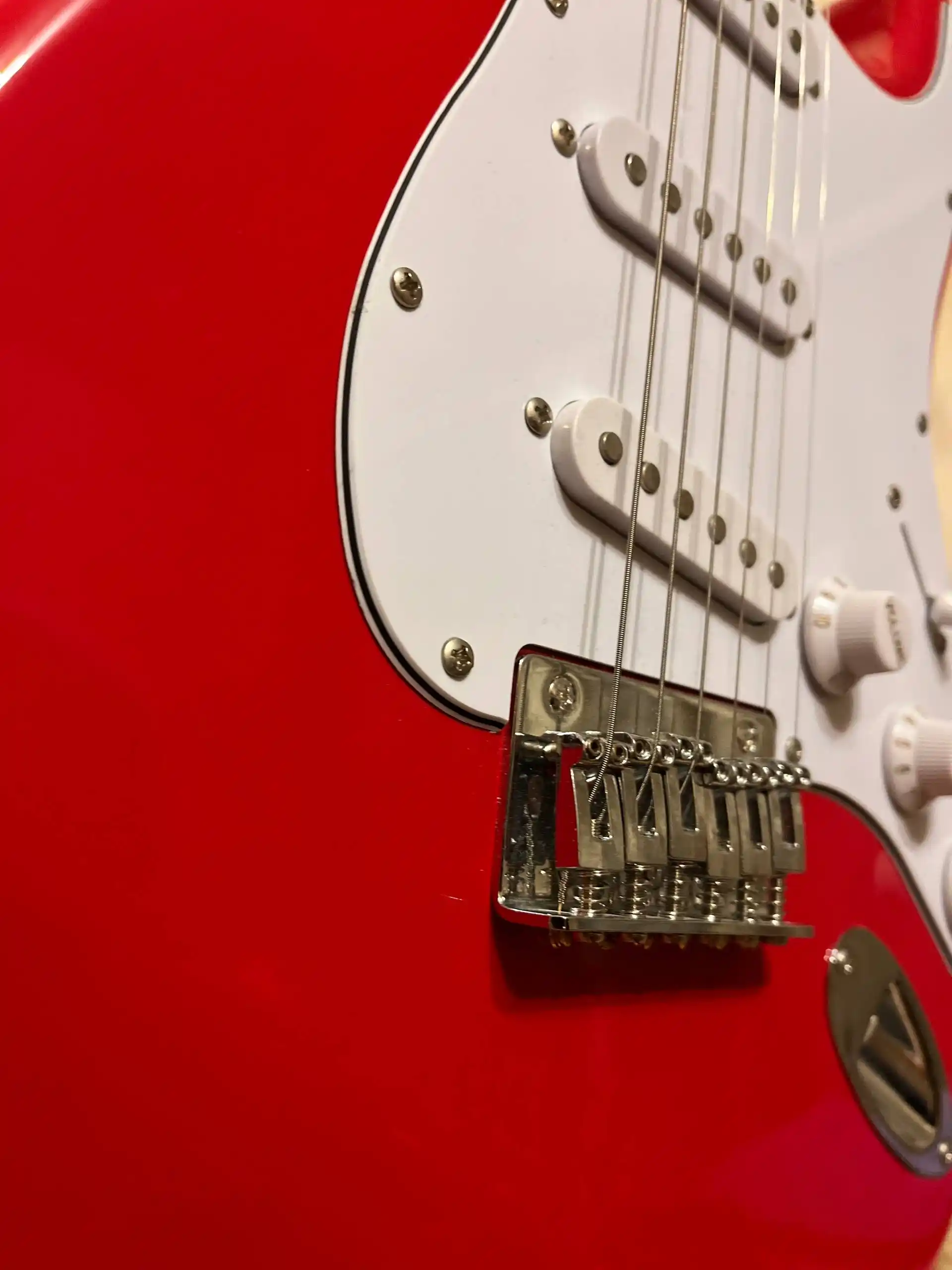 Гитара Fender Squier Stratocaster SSS - Хобби и отдых в Нижний Новгород