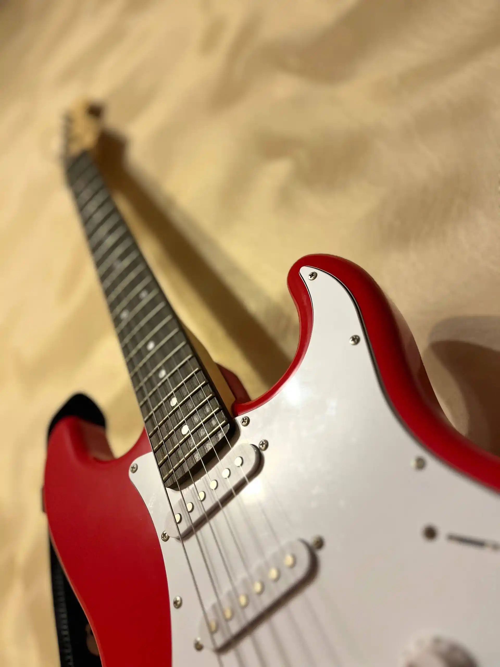 Гитара Fender Squier Stratocaster SSS