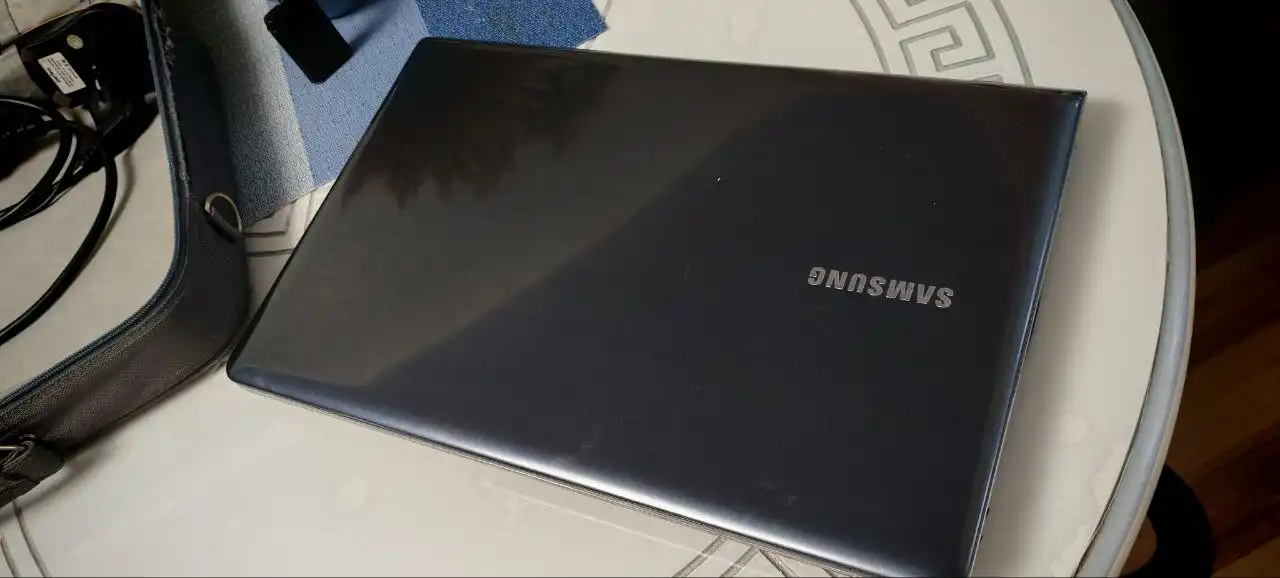 Ноутбук бу, не включается