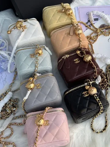 Chanel по сниженной цене - Украшения в Нижний Новгород