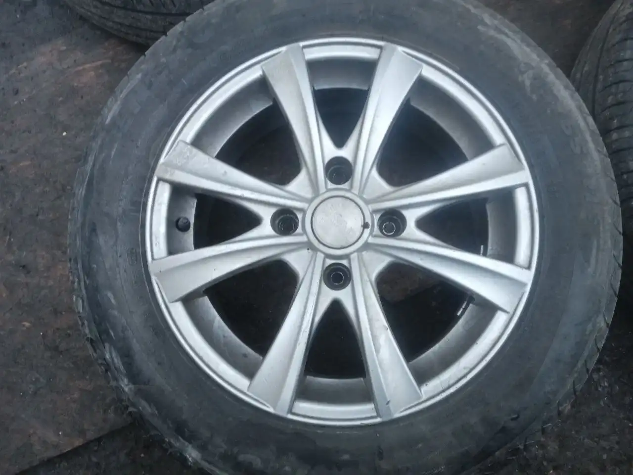 Продам колеса в сборе для Лачетти