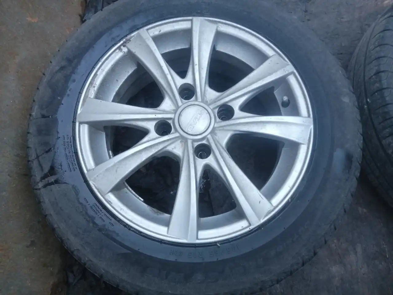 Продам колеса в сборе для Лачетти