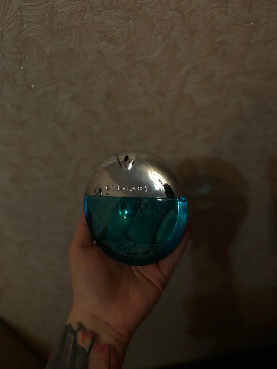 Продажа парфюмов к Новому году