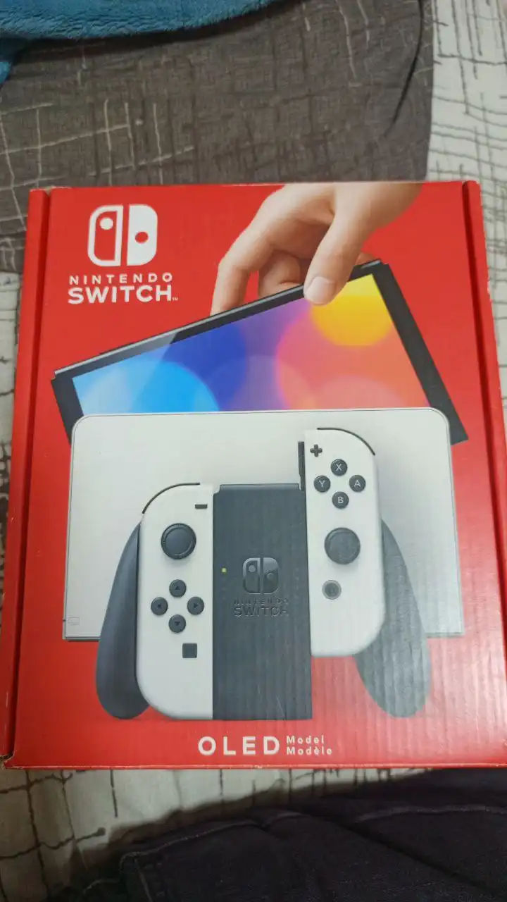 Продажа Nintendo Switch OLED белого цвета