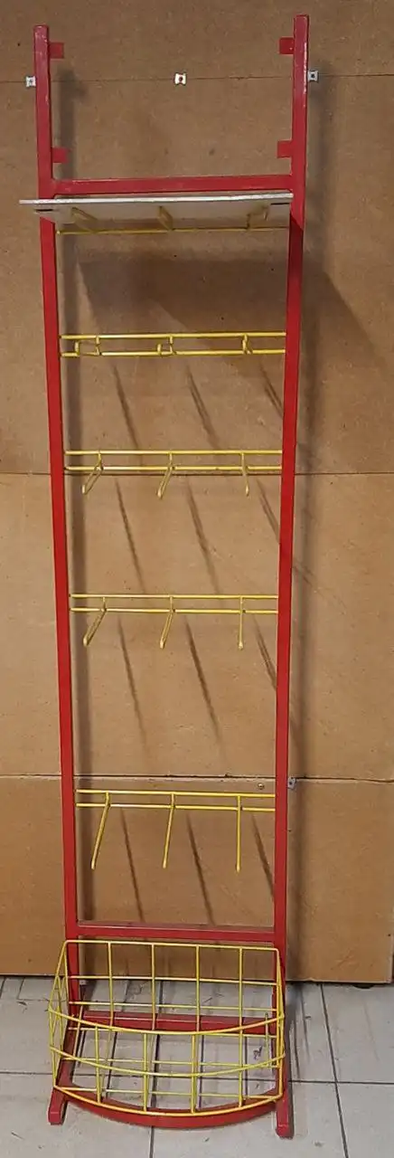 Металлические стойки