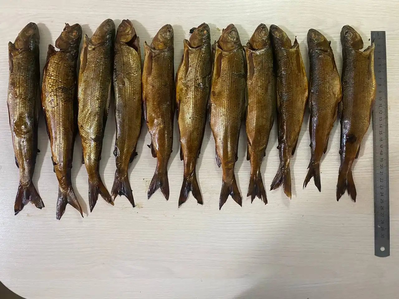 Хариус горячего копчения