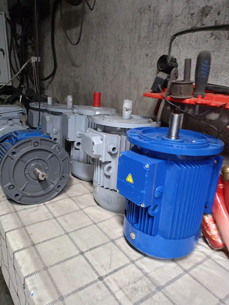 Продажа электродвигателей в Черемхово - Электродвигатели (Запчасти) в Черемхово