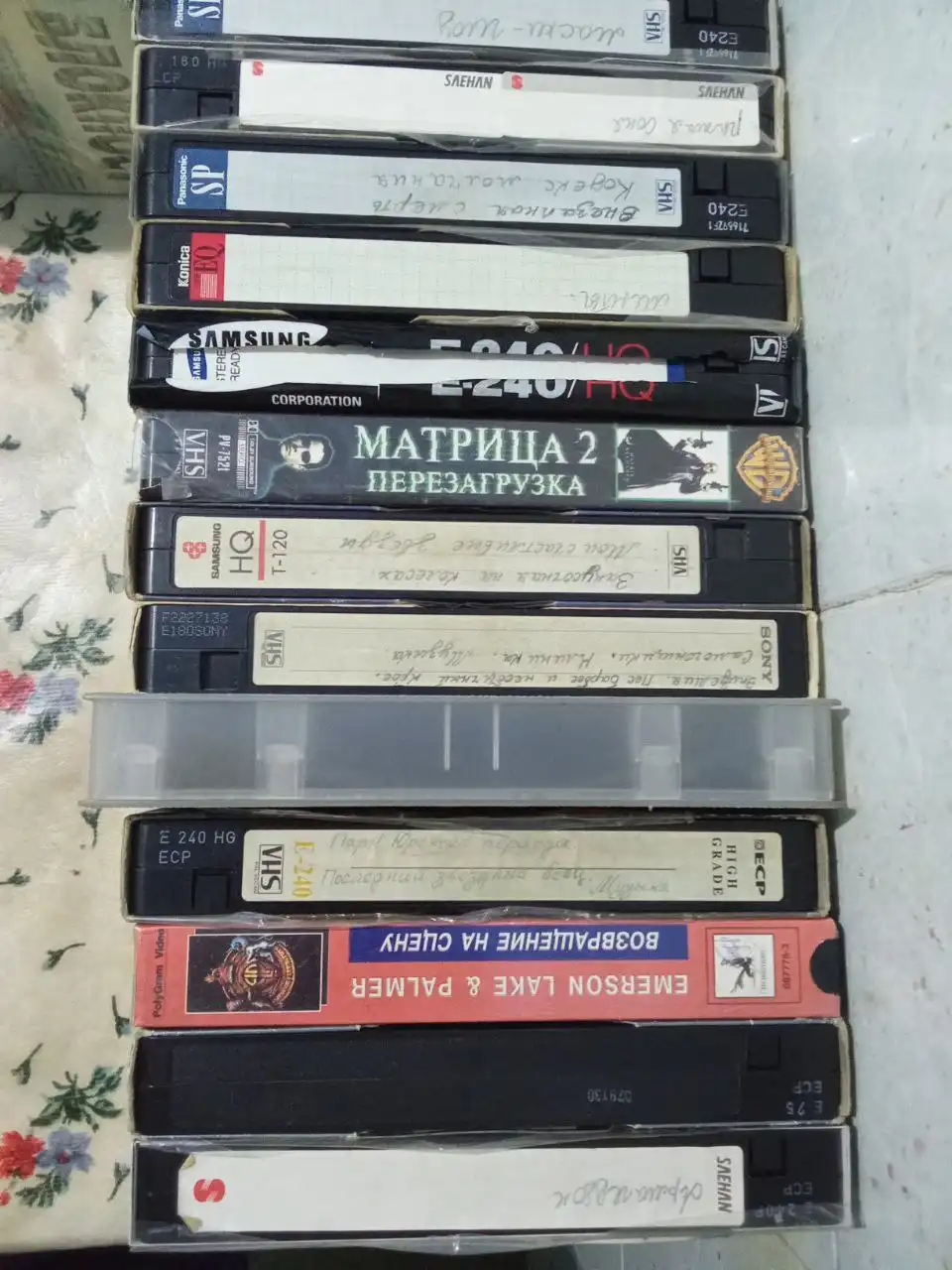 Продажа раритетных видеокассет - Видеокассеты (Барахолка) в Улан-Удэ