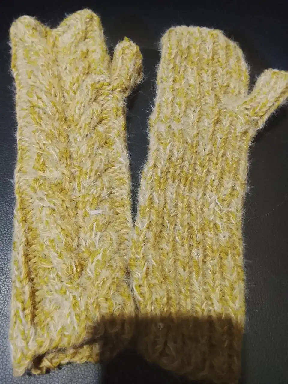 Продажа носков, варежек, шарфов из меха норки и овечьей шерсти - Аксессуары (Одежда) в Улан-Удэ