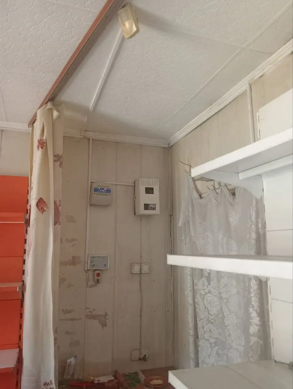 Продам павильон 21-22 кв.м с решетками и утеплением - Коммерческая (Недвижимость) в Улан-Удэ