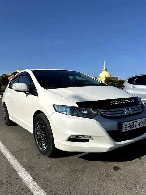 Продам Honda Insight 2010 года - Кузов в Улан-Удэ