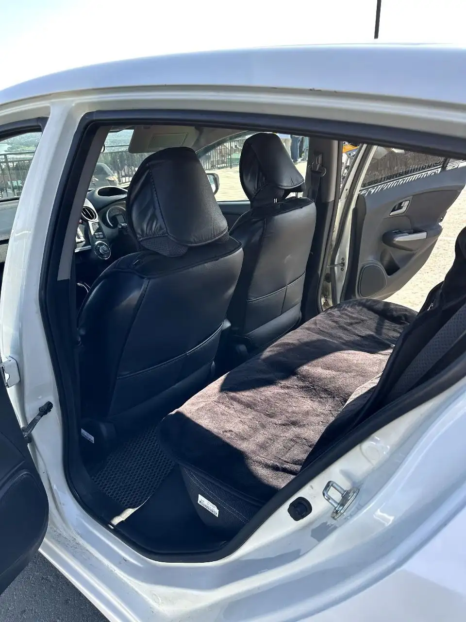 Продам Honda Insight 2010 года - Легковые автомобили (Авто) в Улан-Удэ