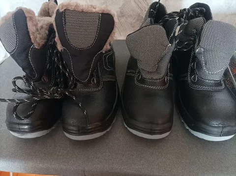Продам зимние и летние ботинки 39 размера - Свитшоты в Улан-Удэ